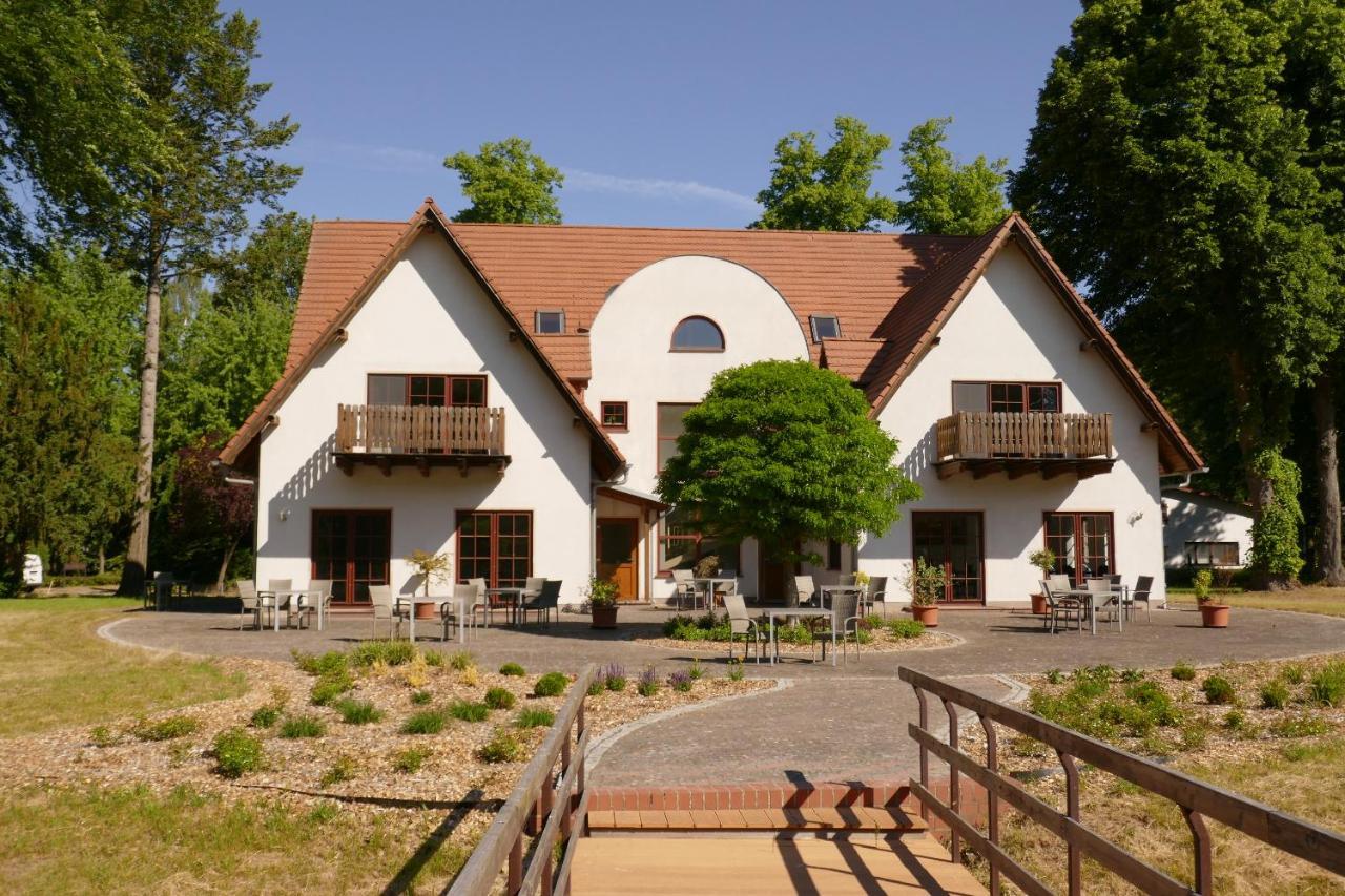 An Der Gaertnerei Bed & Breakfast Doemitz Exterior photo